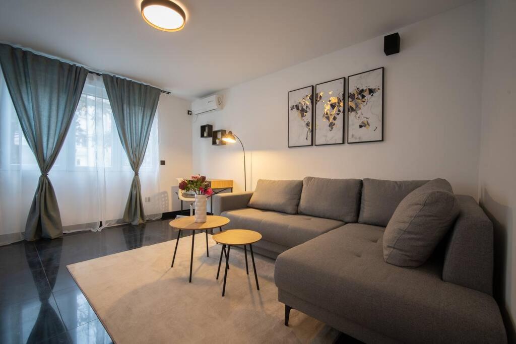 Apartment Hesa- 4 Star Apartment 里耶卡 外观 照片